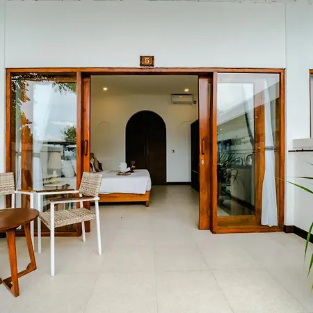 Amp Beach House-3